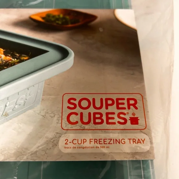 2 Souper Cubes 2-cup Silicone Freezing Trays + Lids in Aqua Blue (brand new) - Picture 3 of 4